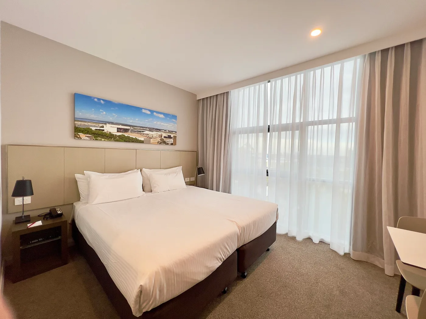 Room at Travelodge Hotel Sydney Airport, 2022, 01