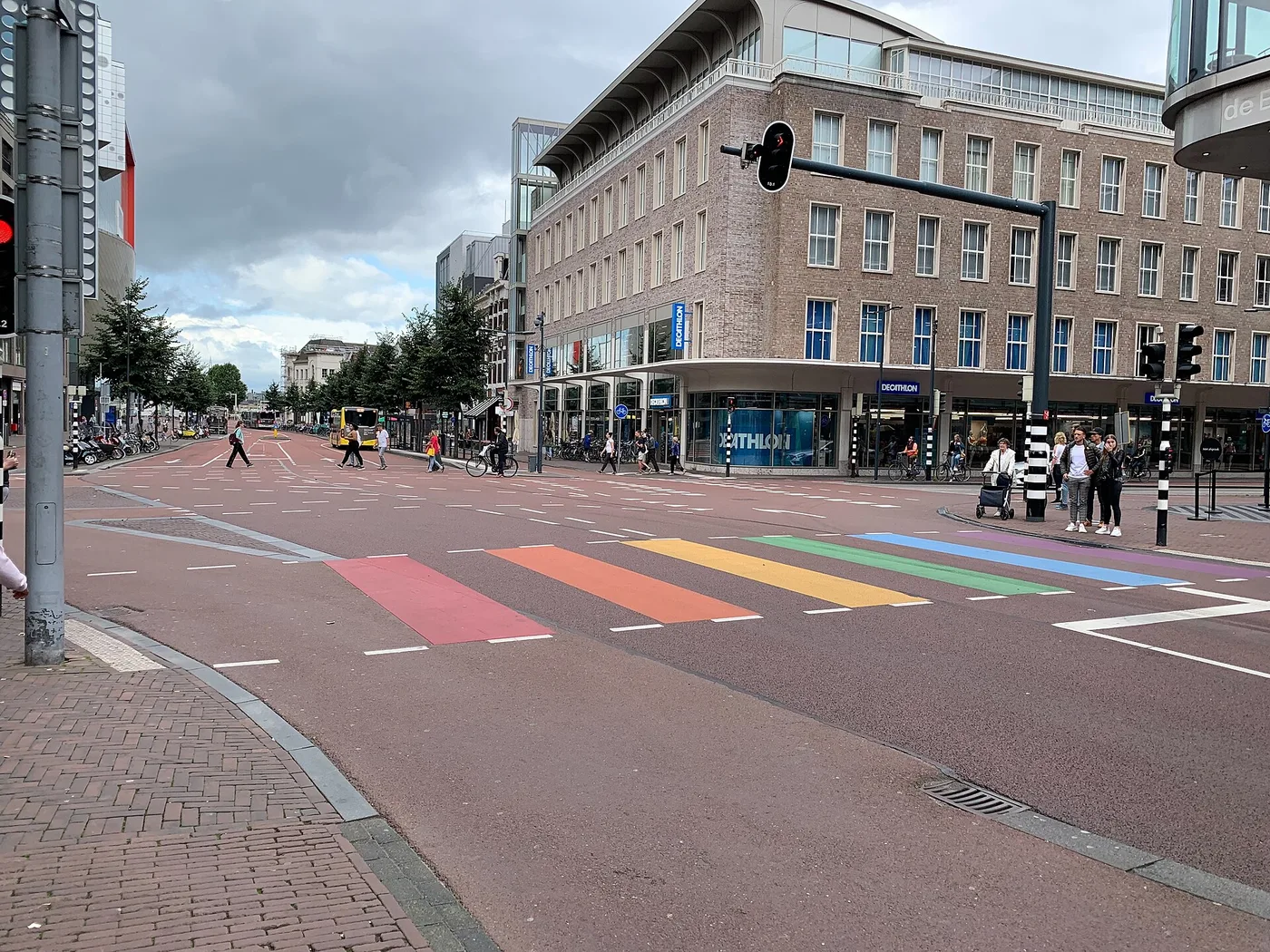 Rainbow pedestrian crossing, Lange Viestraat, Utrecht NL